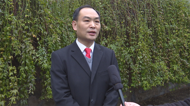 邹功兵.jpg